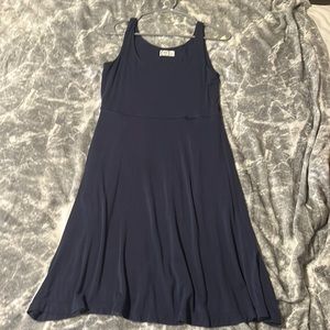 This is a very comfy dress I wore about 3 times. The material is nice.